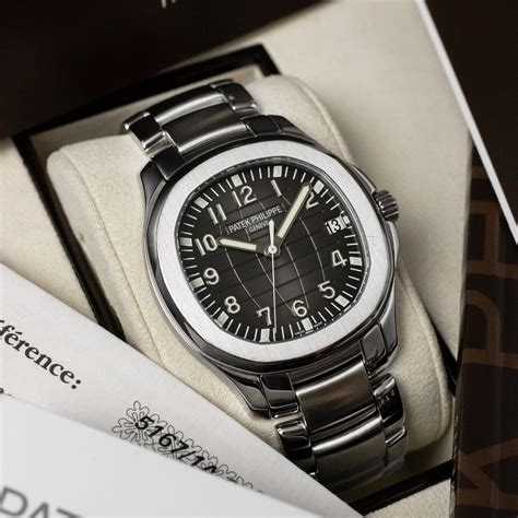 how hard is it to get a patek philippe aquanaut|Patek Philippe aquanaut steel price.